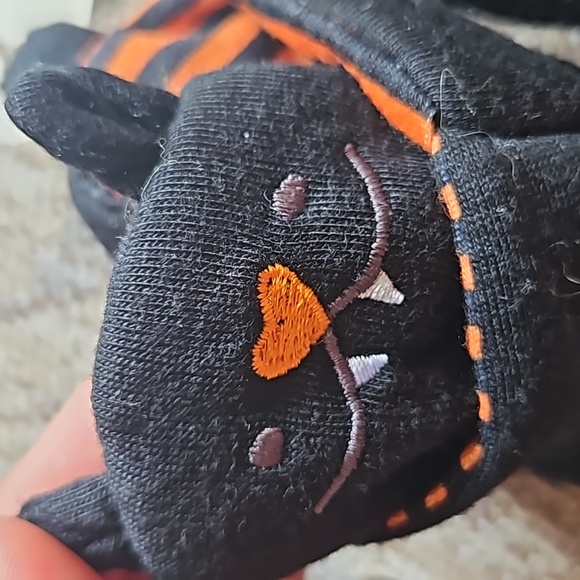 New! 0-3mo Kitty Booties, CAT&JACK, black & orange, stripes, 2 snaps - Picture 3 of 5